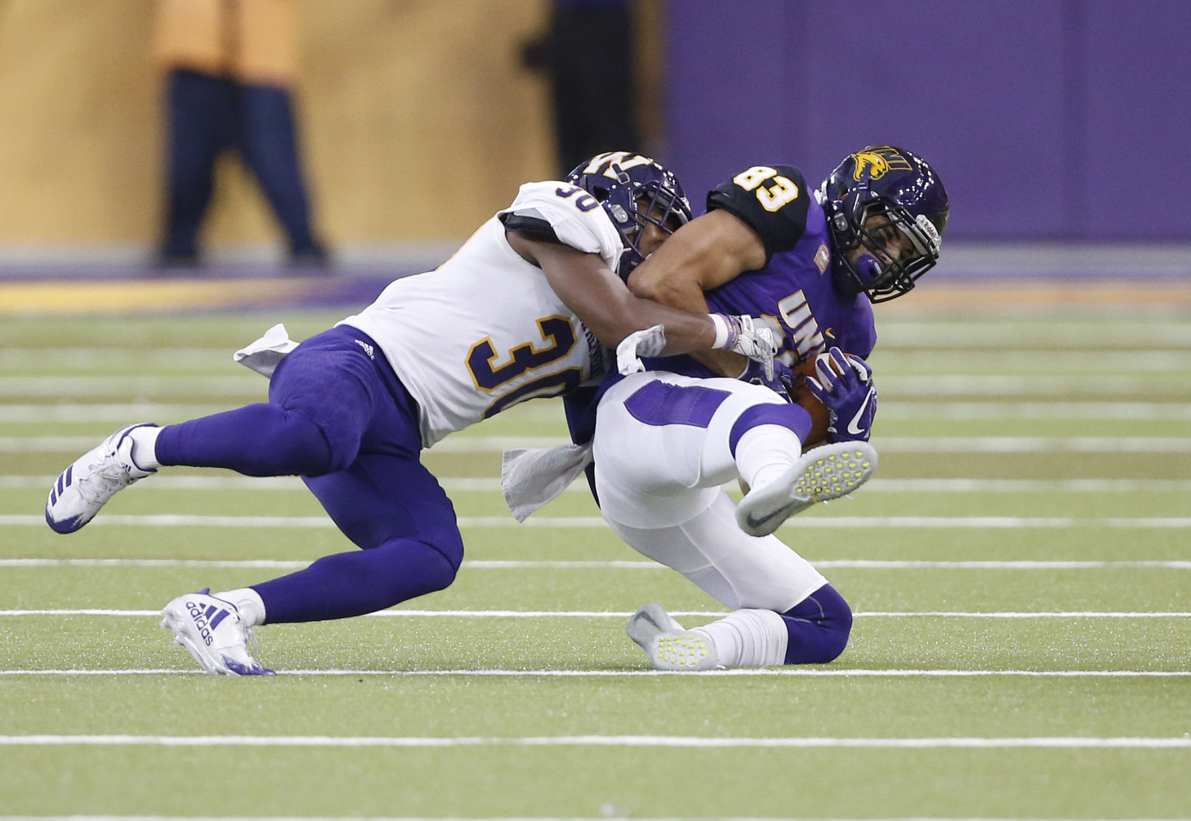 100717mp-uni-wiu-fb-2